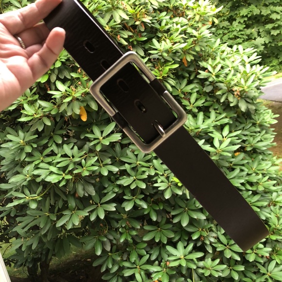 Boutique Size L (35-40) Smooth Leather Classic Black Brushed Silver HW $79 NEW - Picture 3 of 16